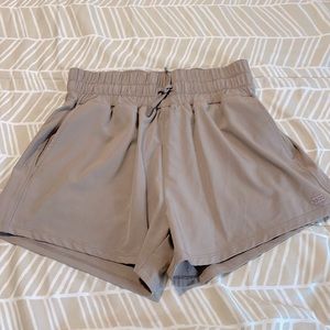 SSCO Hybrid Shorts ~ Tan color ~ Size Small S